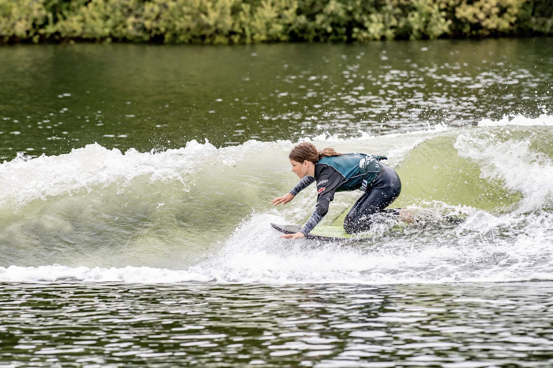Isabelle Lloyd at the 2022 Malibu Boats UK Wakesurf Nationals